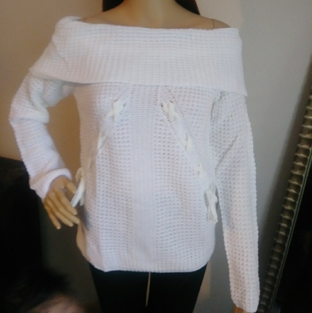 Very nice sweatshirt OHMG brand